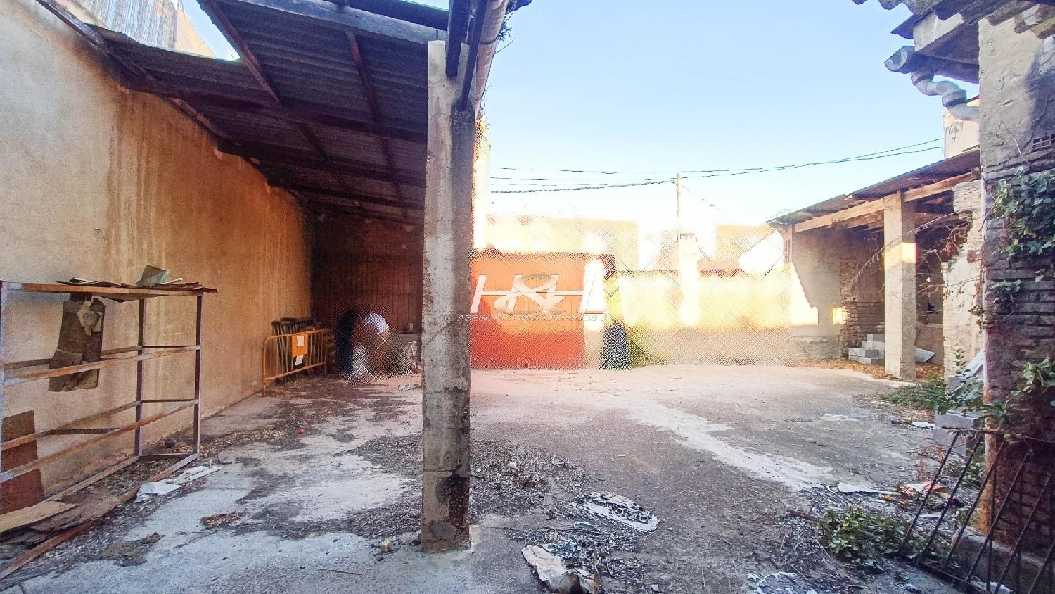  for sale commercial premise Burjassot Horta Nord 4