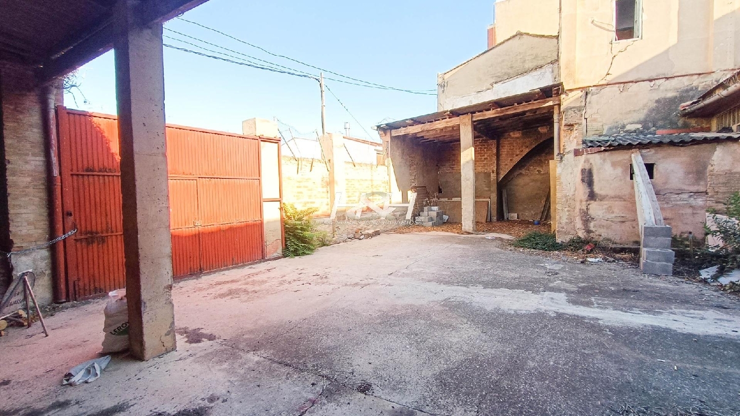  for sale commercial premise Burjassot Horta Nord 3