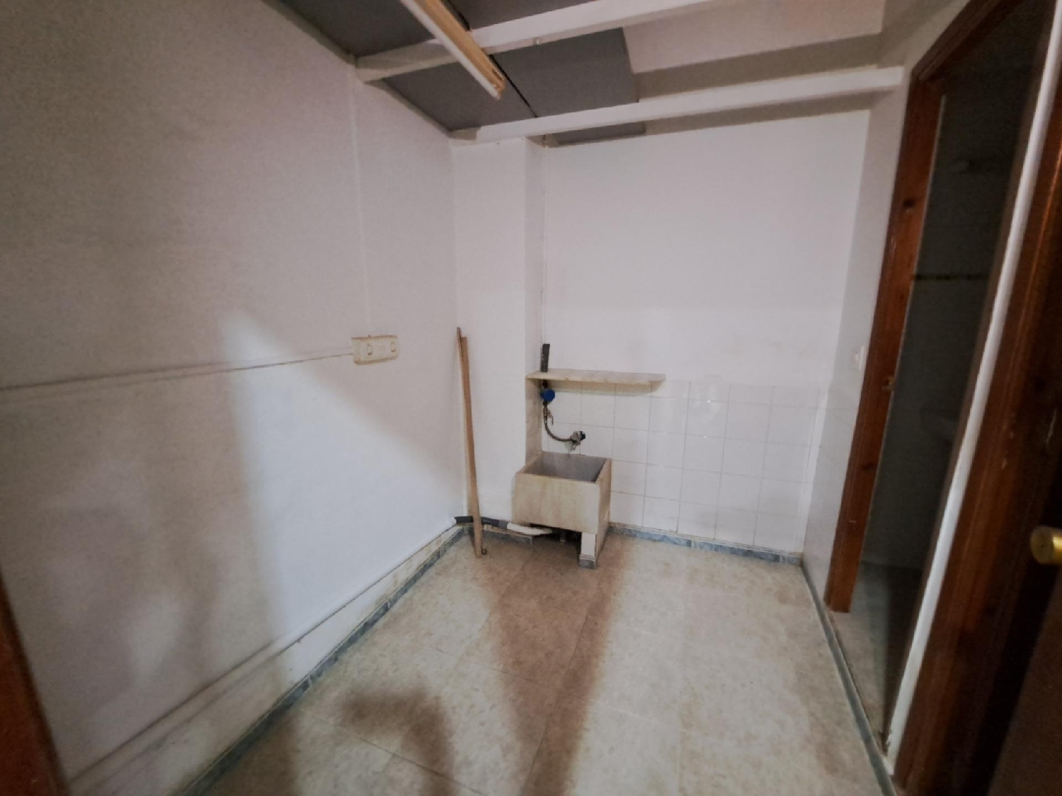 en venta local Carcaixent Ribera Alta 6