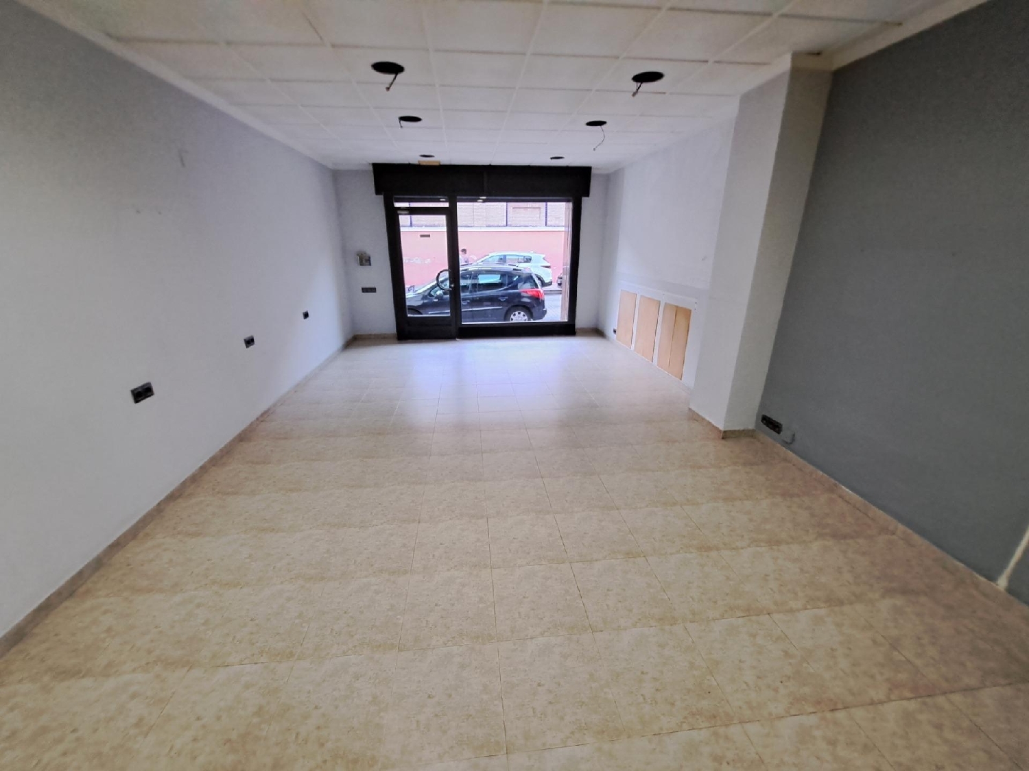 en venta local Carcaixent Ribera Alta 2