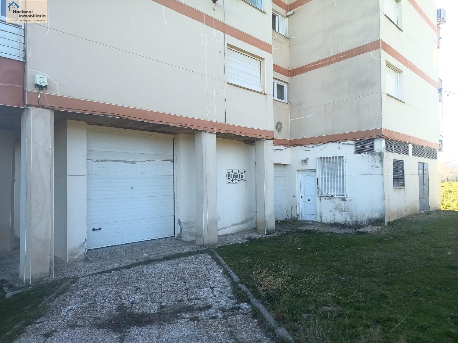  till salu lokal Espiñaredo Ferrol 2