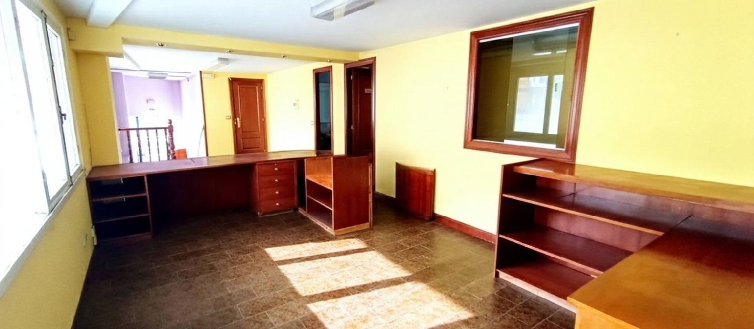 à vendre local commercial Ferrol Bergantiños 3