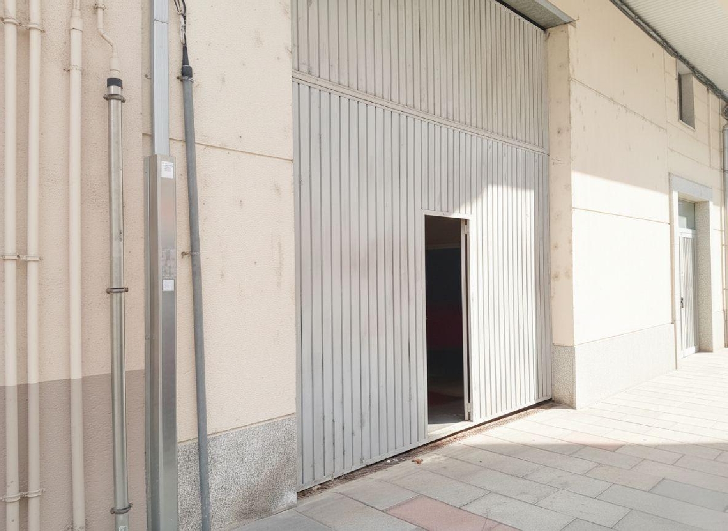  te koop bedrijfsruimte Lugo De Llanera Oviedo 8