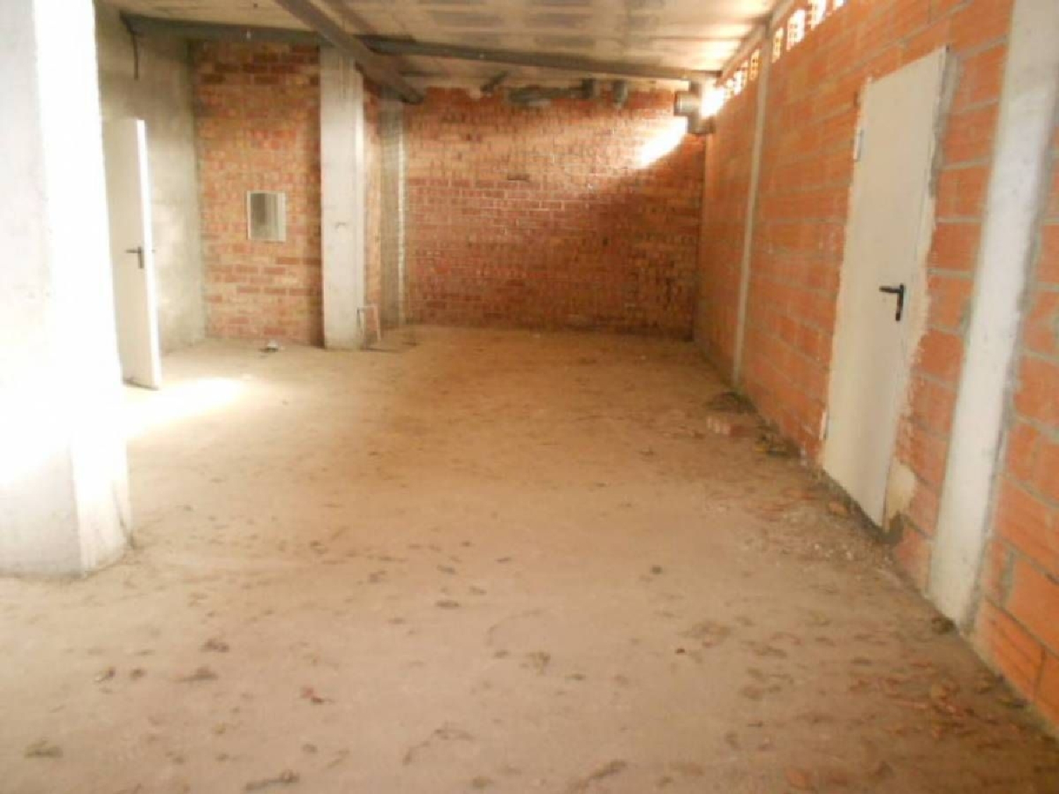 for sale commercial premise Manresa Bages 2