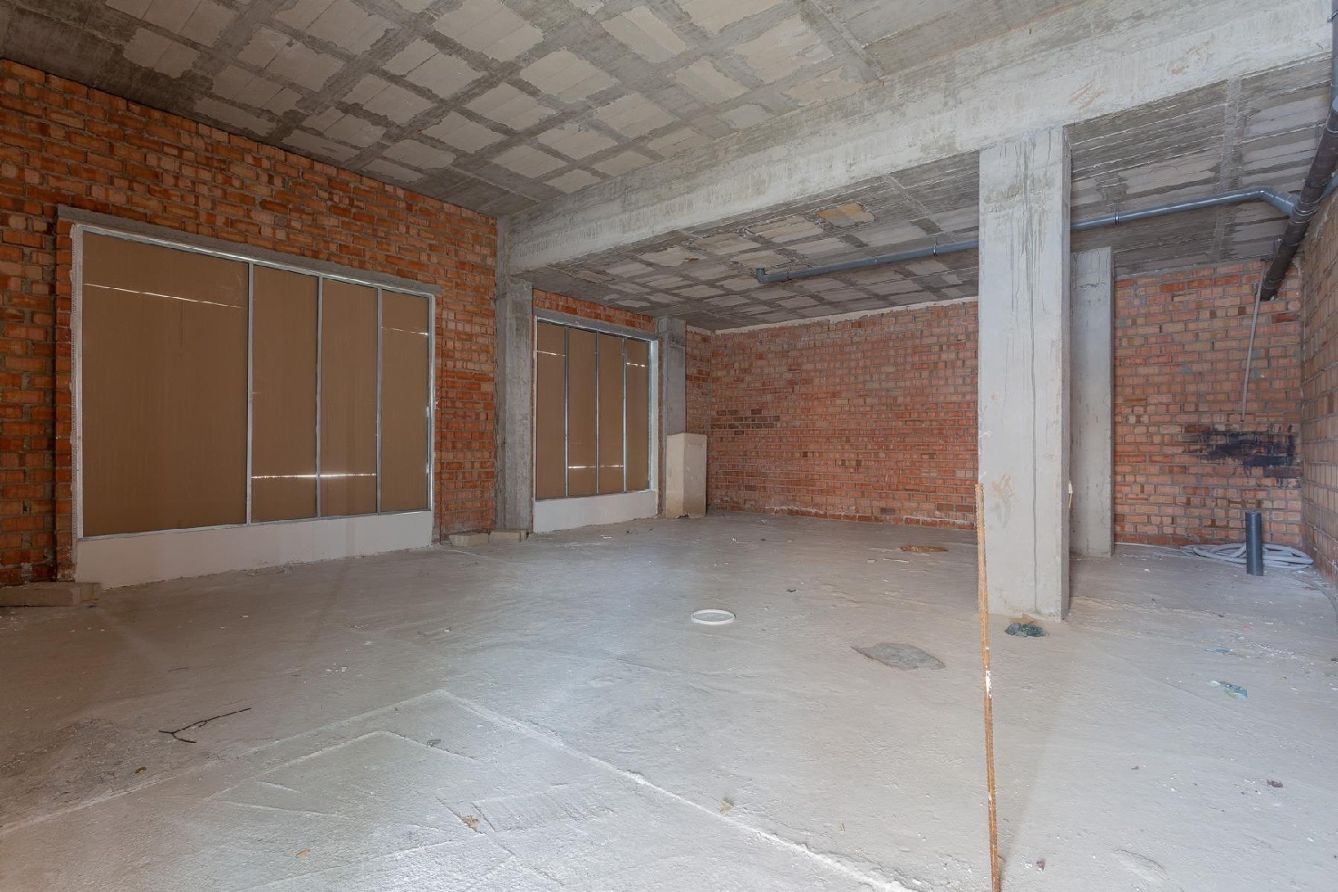 till salu lokal Maracena Vega De Granada 5