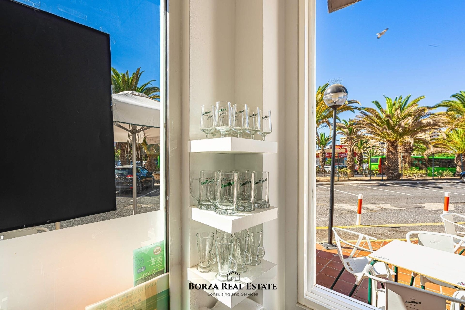  for sale commercial premise Maroñas Noya 8