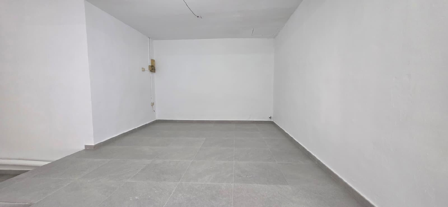  te koop bedrijfsruimte Paiporta Horta Sud 6