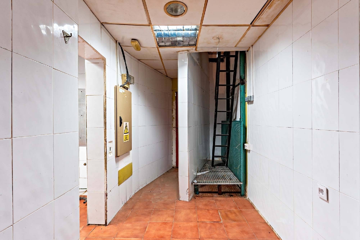  for sale commercial premise Palmeria Marina Alta 7