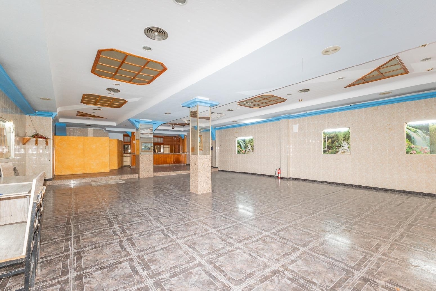 till salu lokal Paterna Horta Oest 7