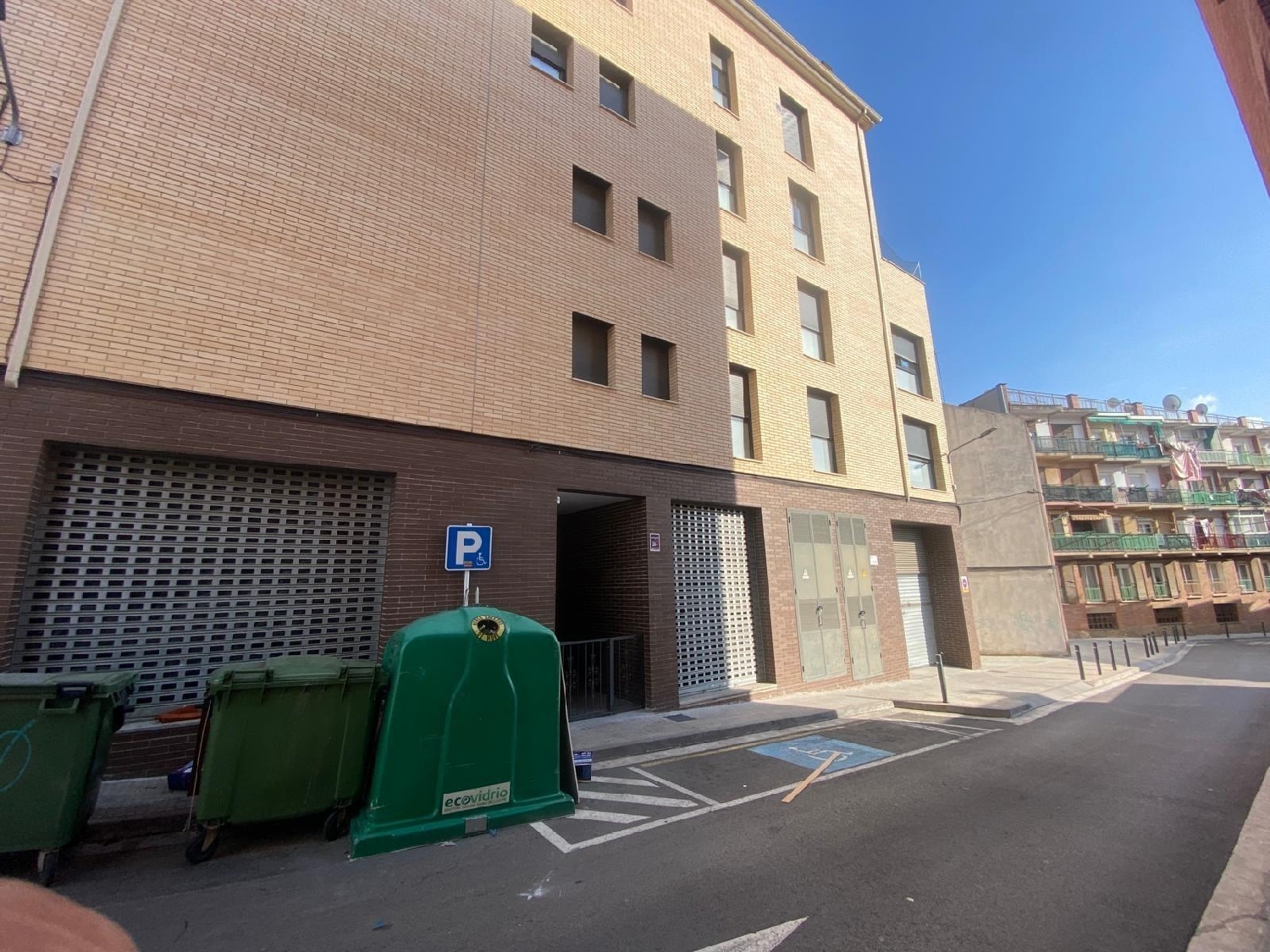  à vendre local commercial Piera Anoia 5