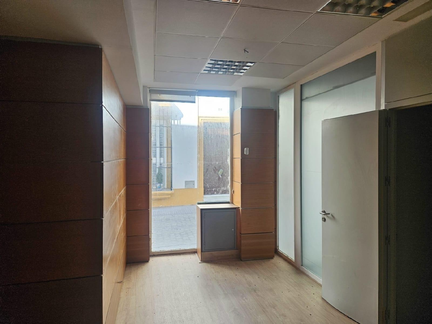 à vendre local commercial Puerto Real Bahía De Cádiz 6