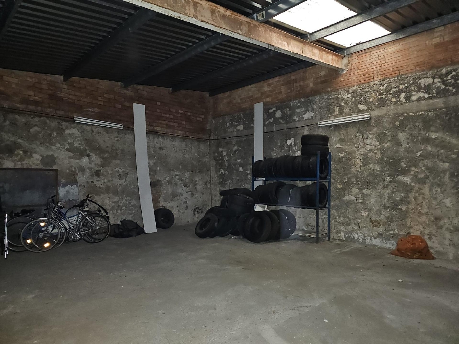 à vendre local commercial Sant Carles De La Ràpita Montsià 4