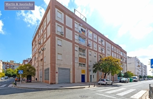 Sevilla La Nueva Sur local foto 6309684