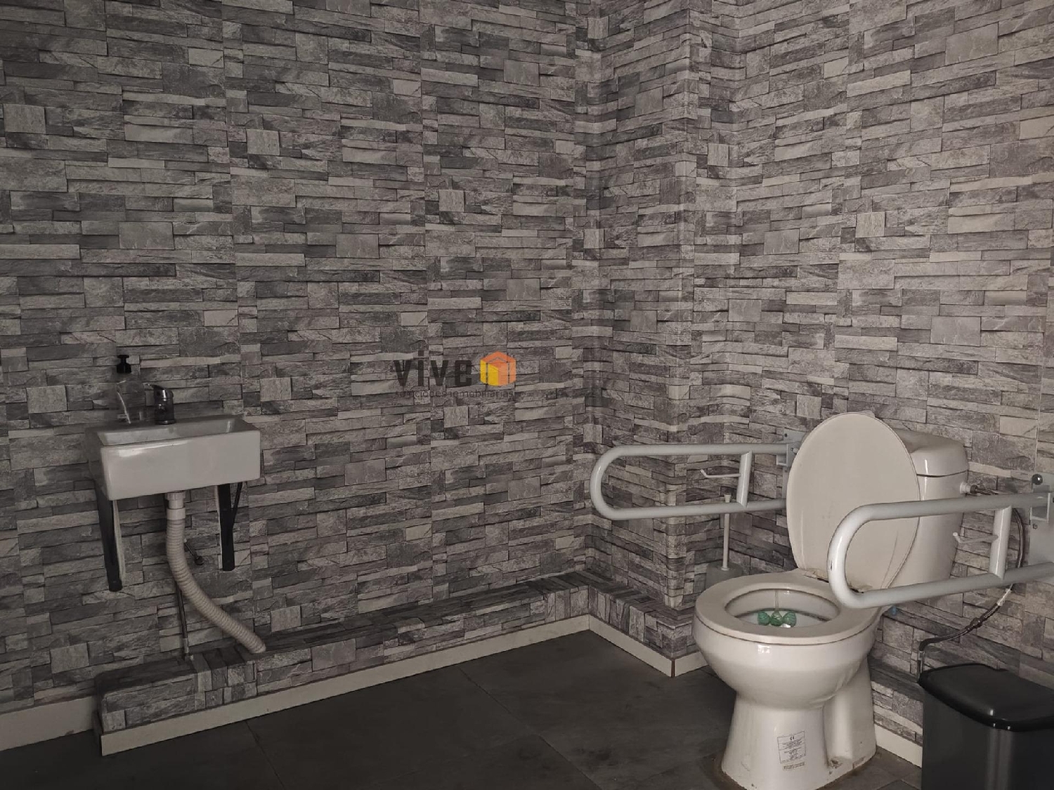 for sale commercial premise Sevilla La Nueva Sur 7