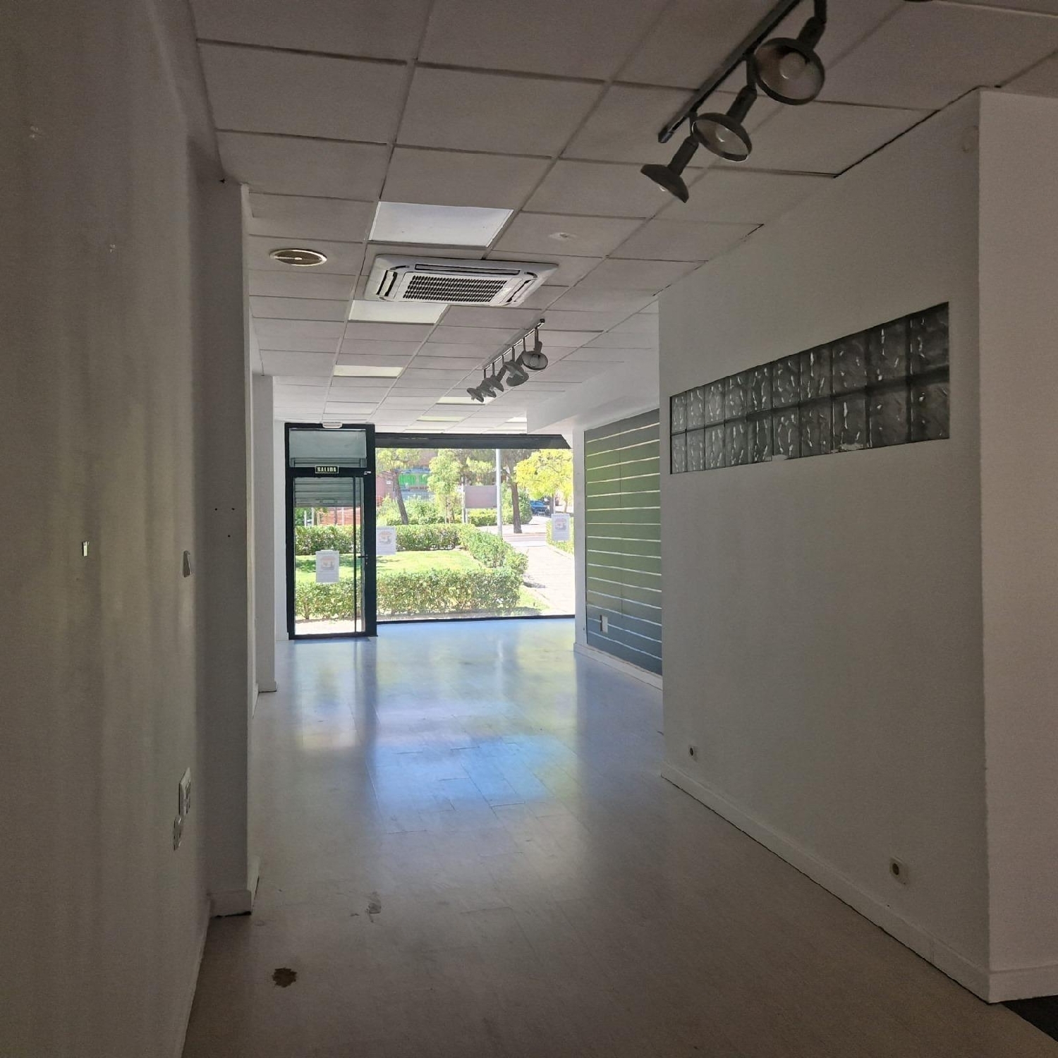 for sale commercial premise Tres Cantos Cuenca Alta Del Manzanares 6
