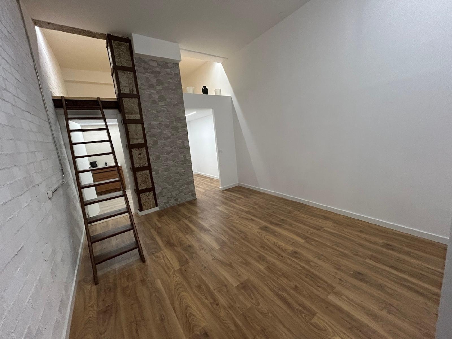  te koop bedrijfsruimte Valencia De Las Torres Campiña Sur 2