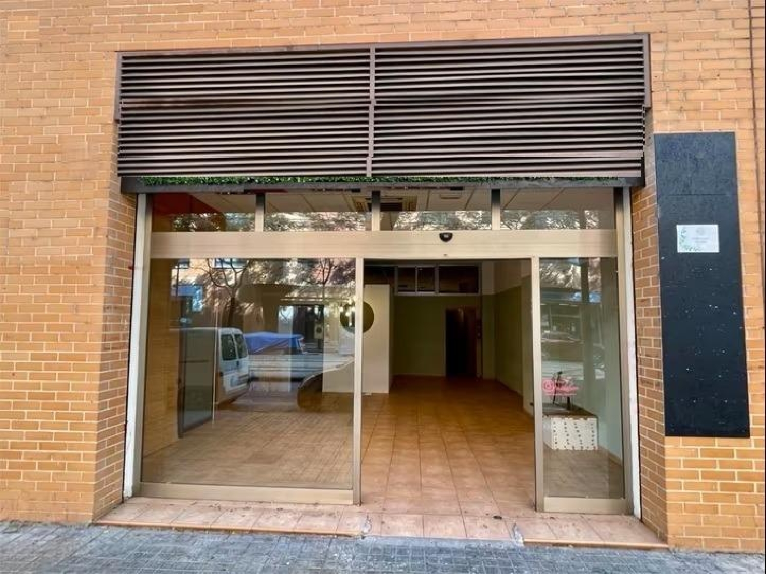 till salu lokal Valencia De Las Torres Campiña Sur 7