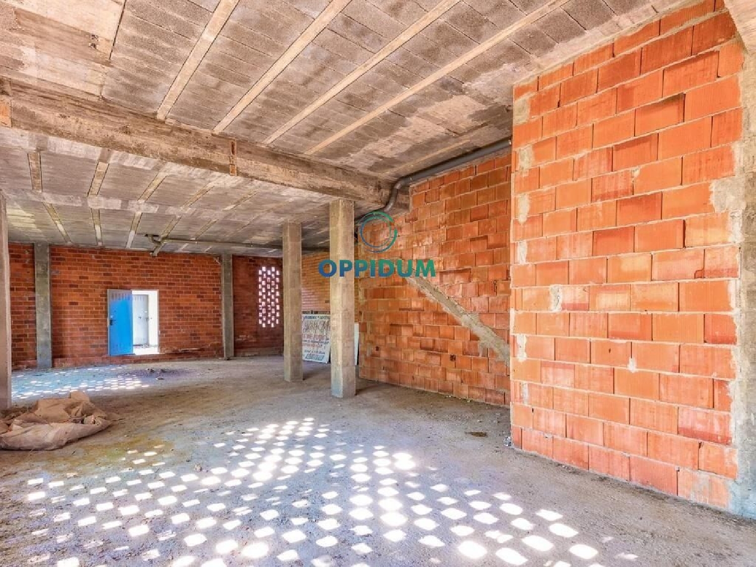  en venta local Villamateo Betanzos 3