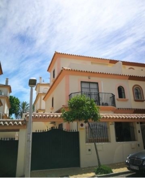 Bormujos Metropolitana De Sevilla twee-onder-een-kapwoning foto 6309182