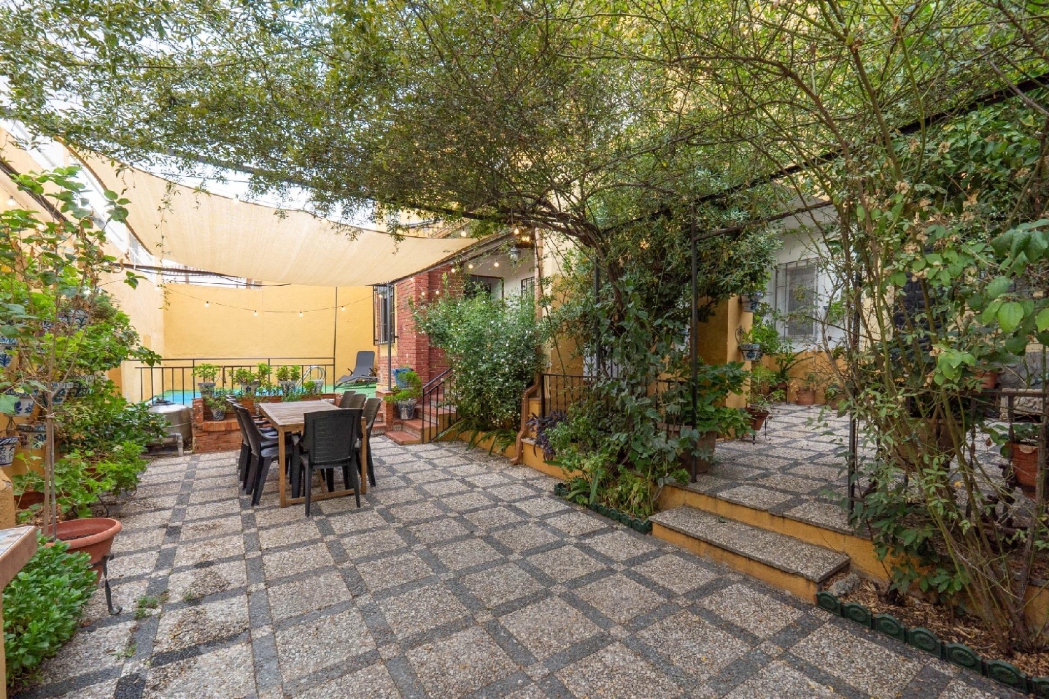  te koop twee-onder-een-kapwoning Huétor Vega Vega De Granada 4