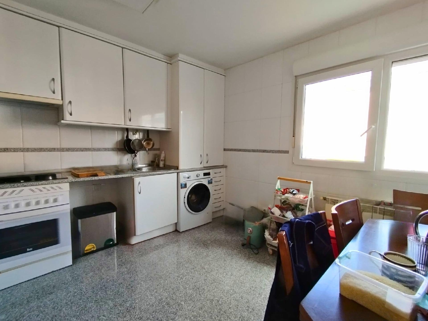 te koop twee-onder-een-kapwoning Rivas Eume 8