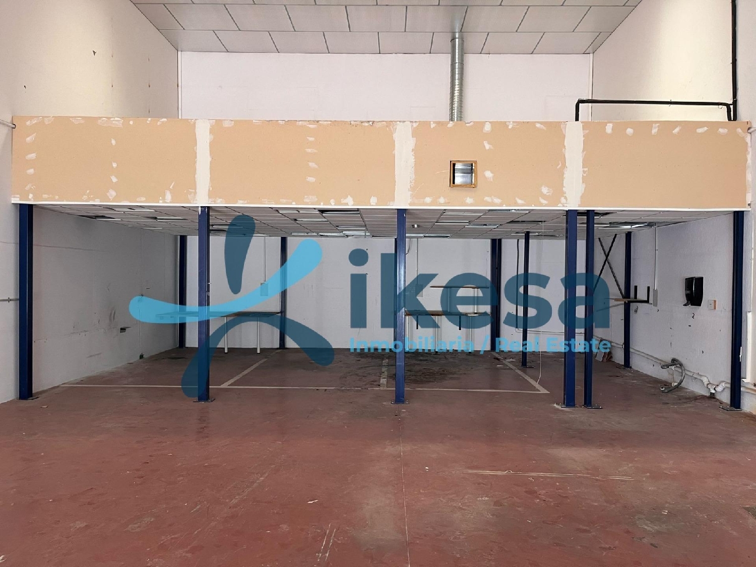  for sale shop Alcalá De Guadaira Metropolitana De Sevilla 4