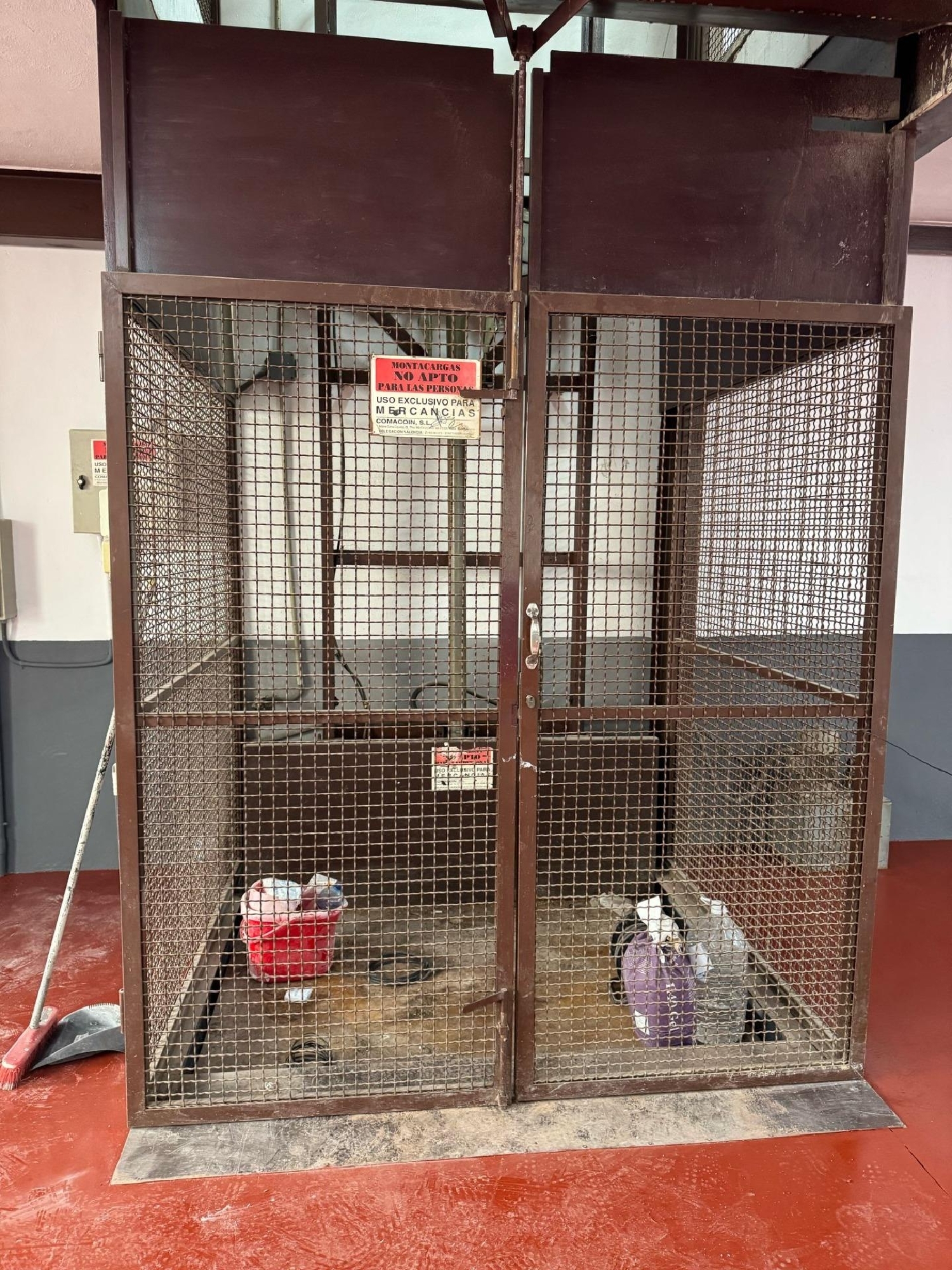 à vendre boutique Cheda Arzúa 7