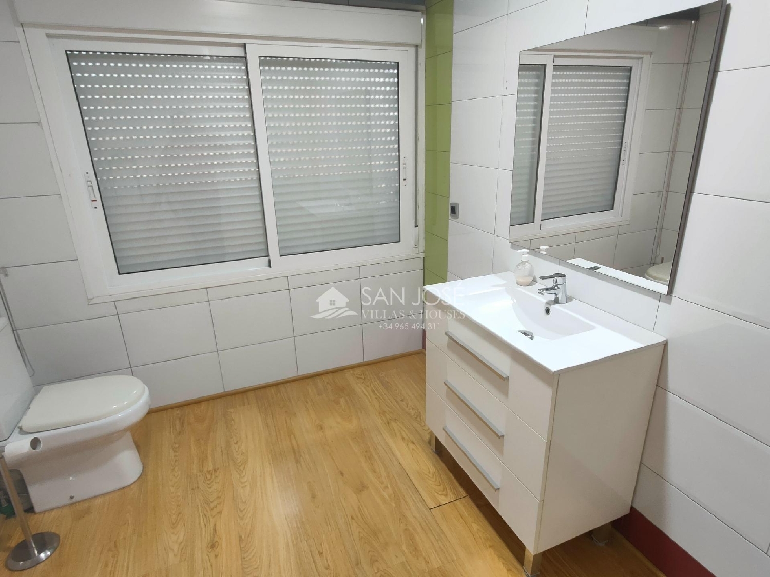 te koop winkel Cheda Arzúa 7