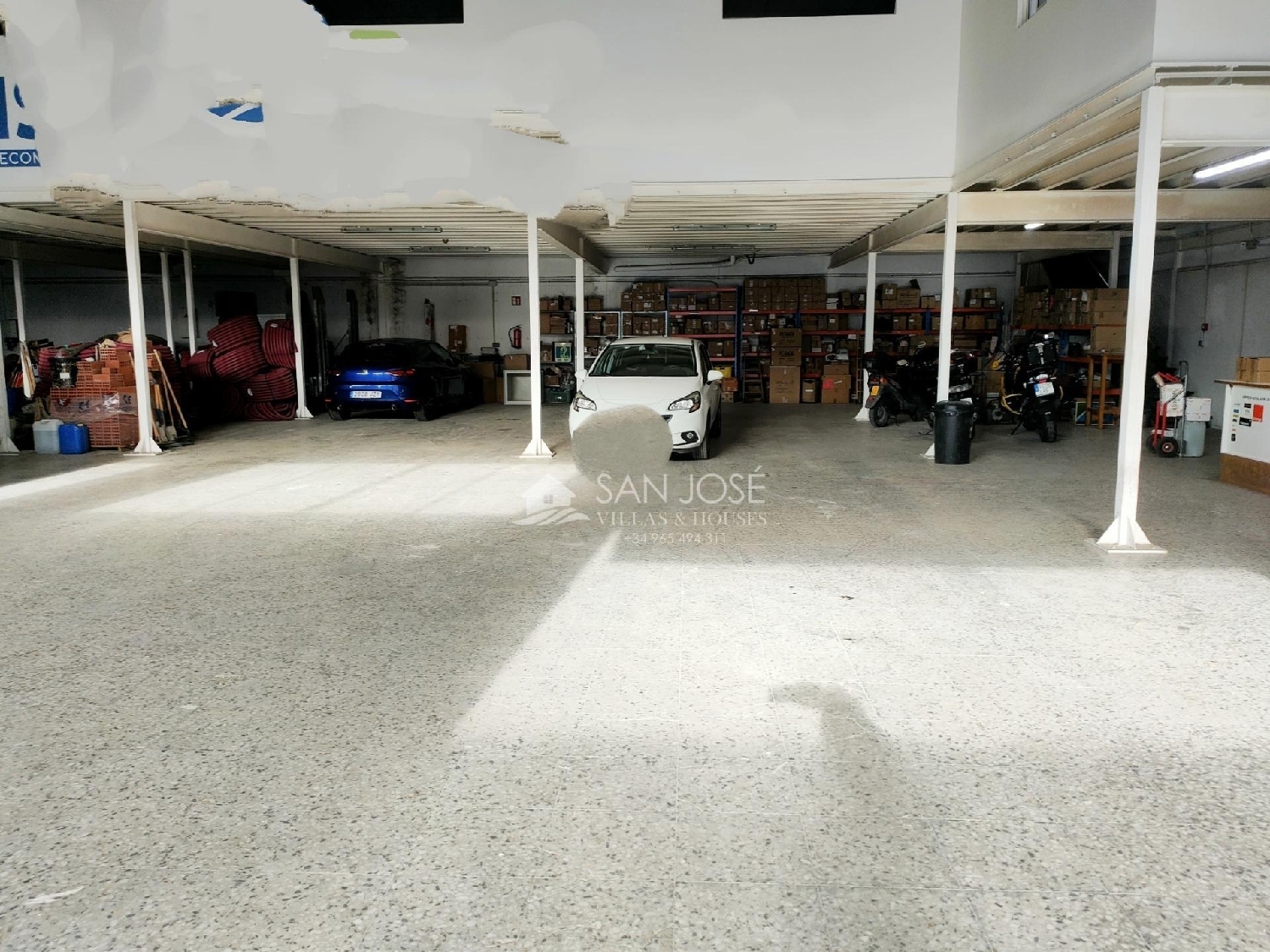 te koop winkel Cheda Arzúa 3