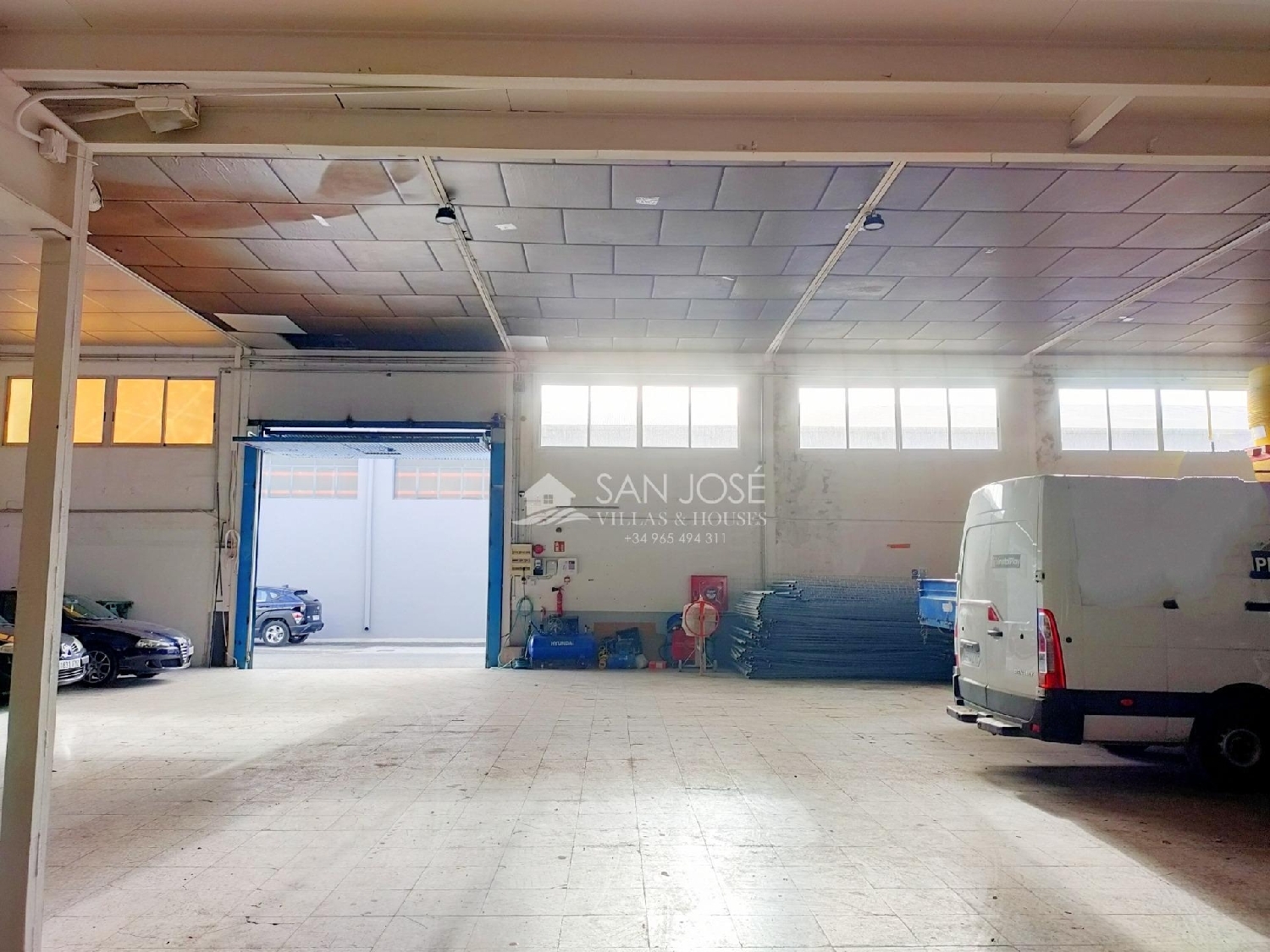 te koop winkel Cheda Arzúa 4