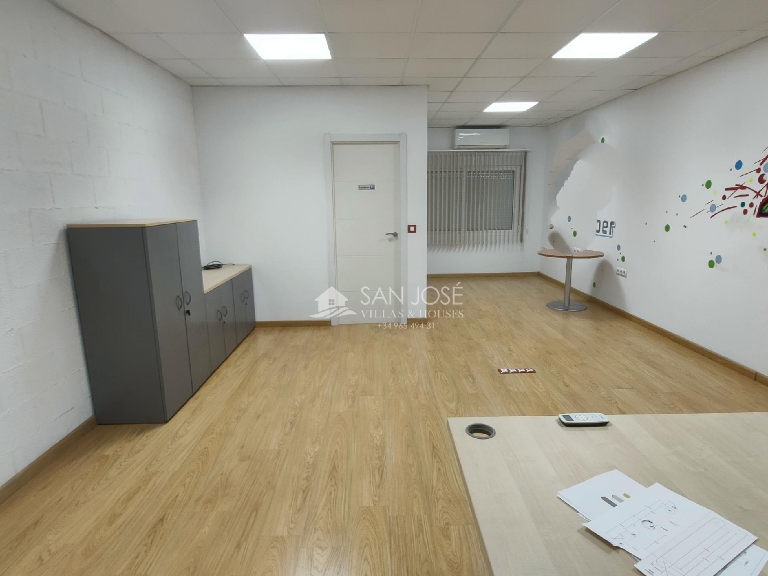 te koop winkel Cheda Arzúa 6