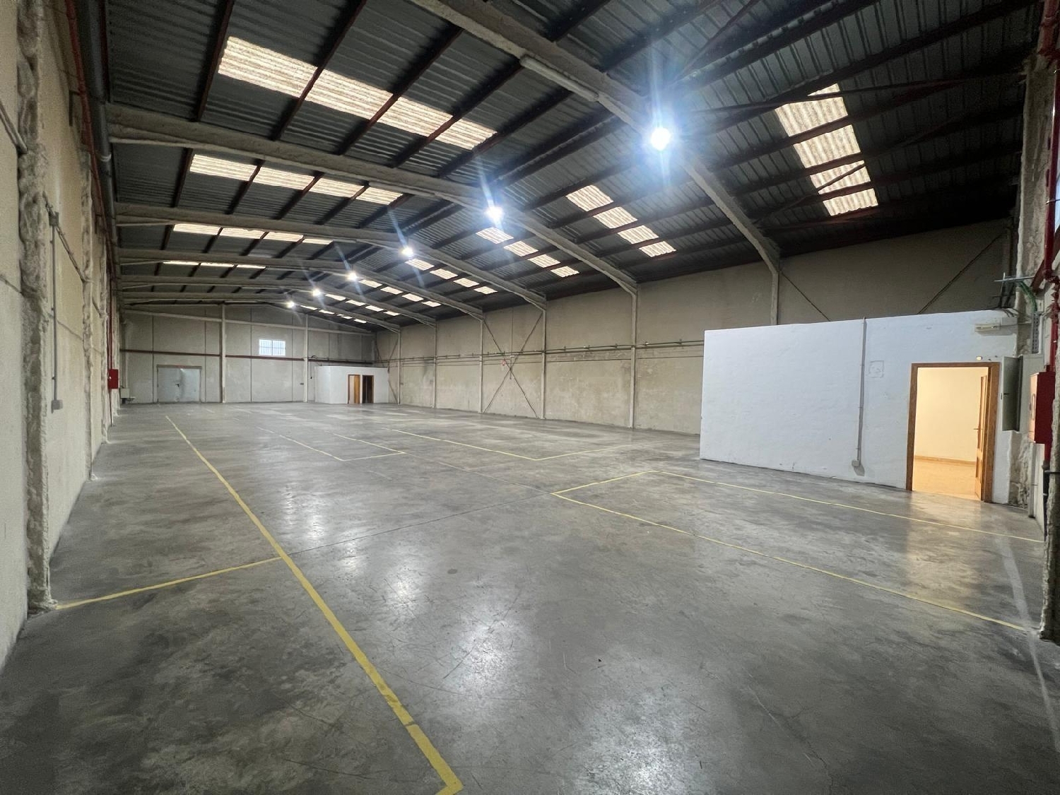  for sale shop Crevillent Baix Vinalopó 1