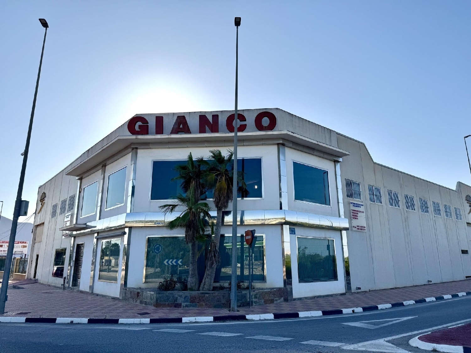 till salu butik Jacarilla Baix Segura 2