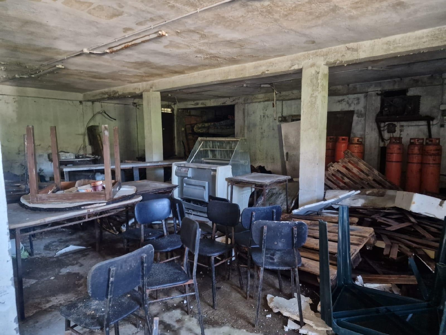  te koop winkel Moscosas Arzúa 7