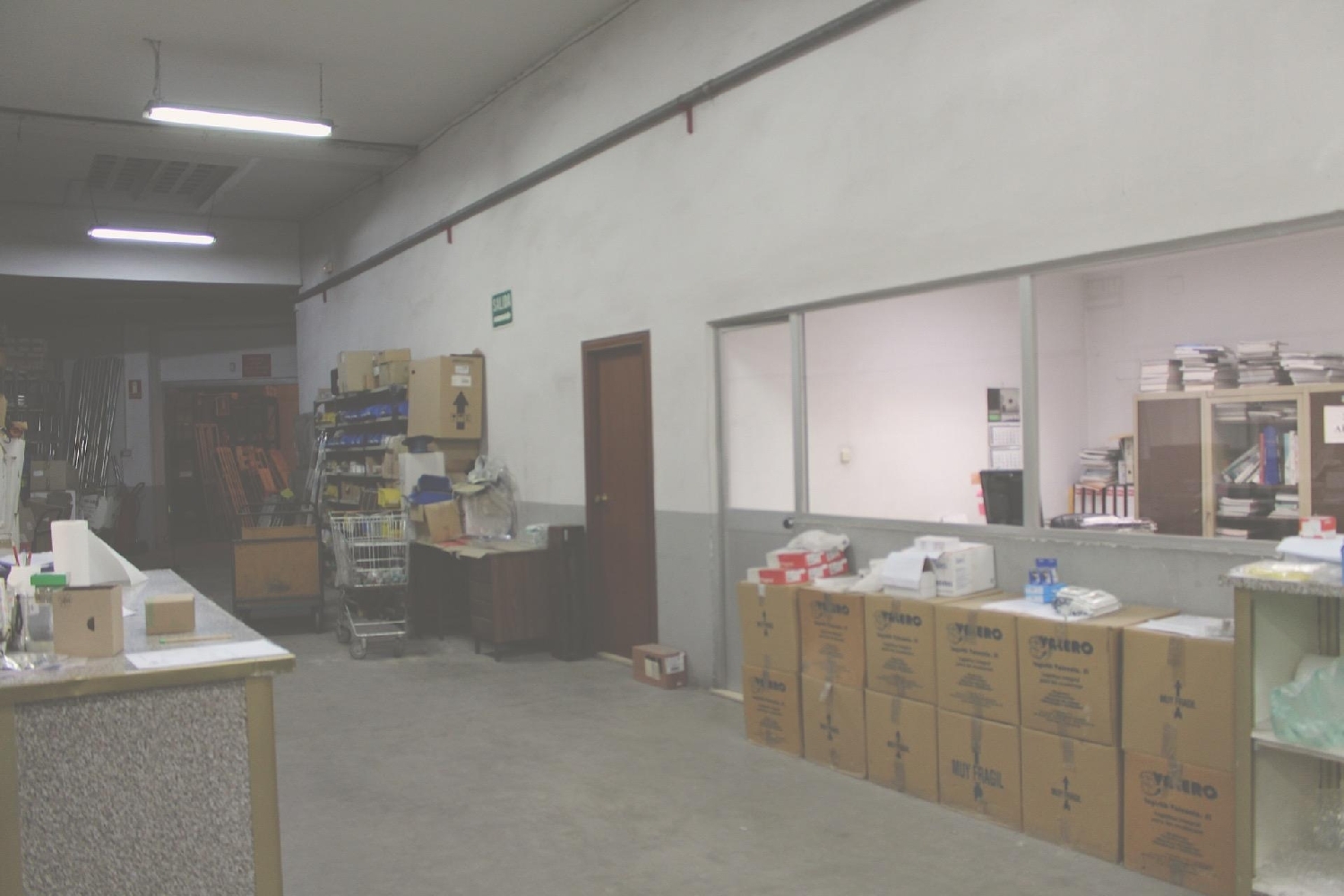  for sale shop Valencia De Las Torres Campiña Sur 4