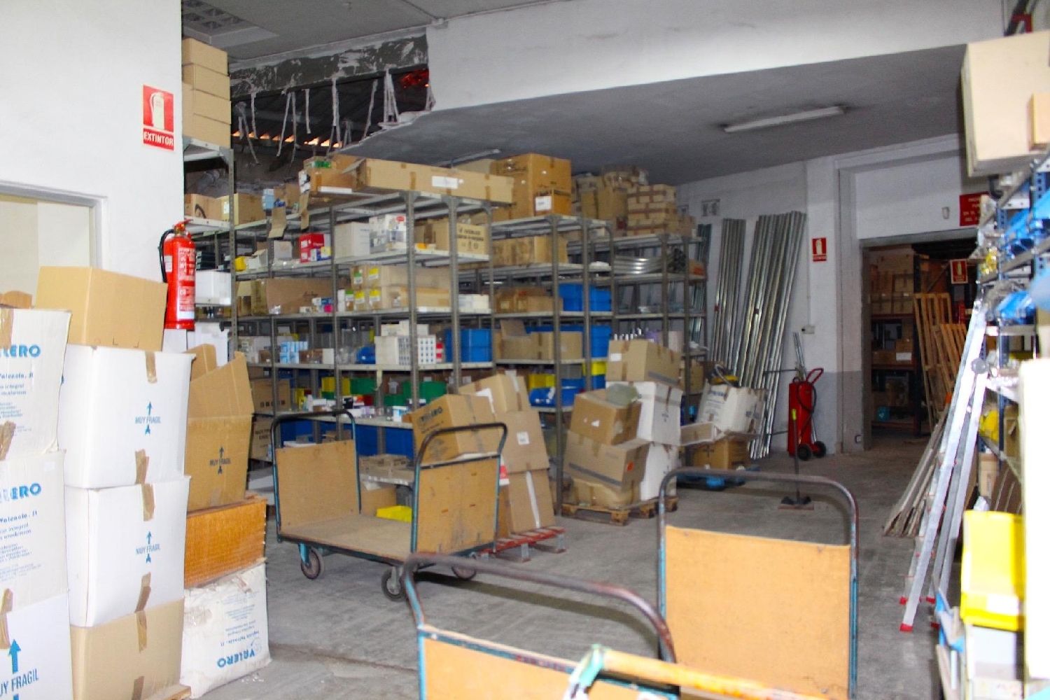  for sale shop Valencia De Las Torres Campiña Sur 6