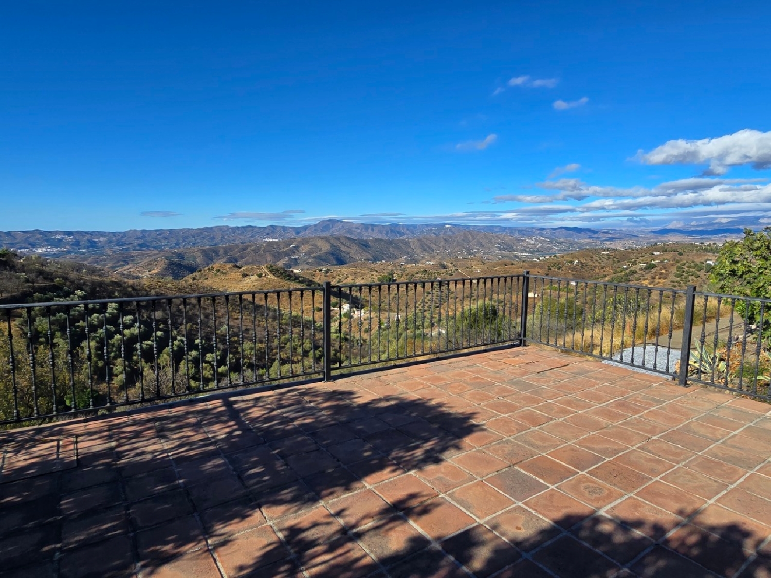 te koop villa Canillas De Aceituno Axarquía 8