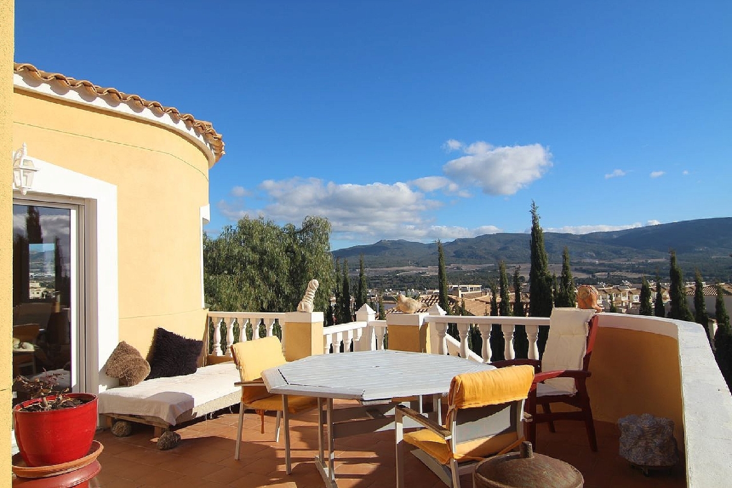 till salu villa Castalla Alcoia 3