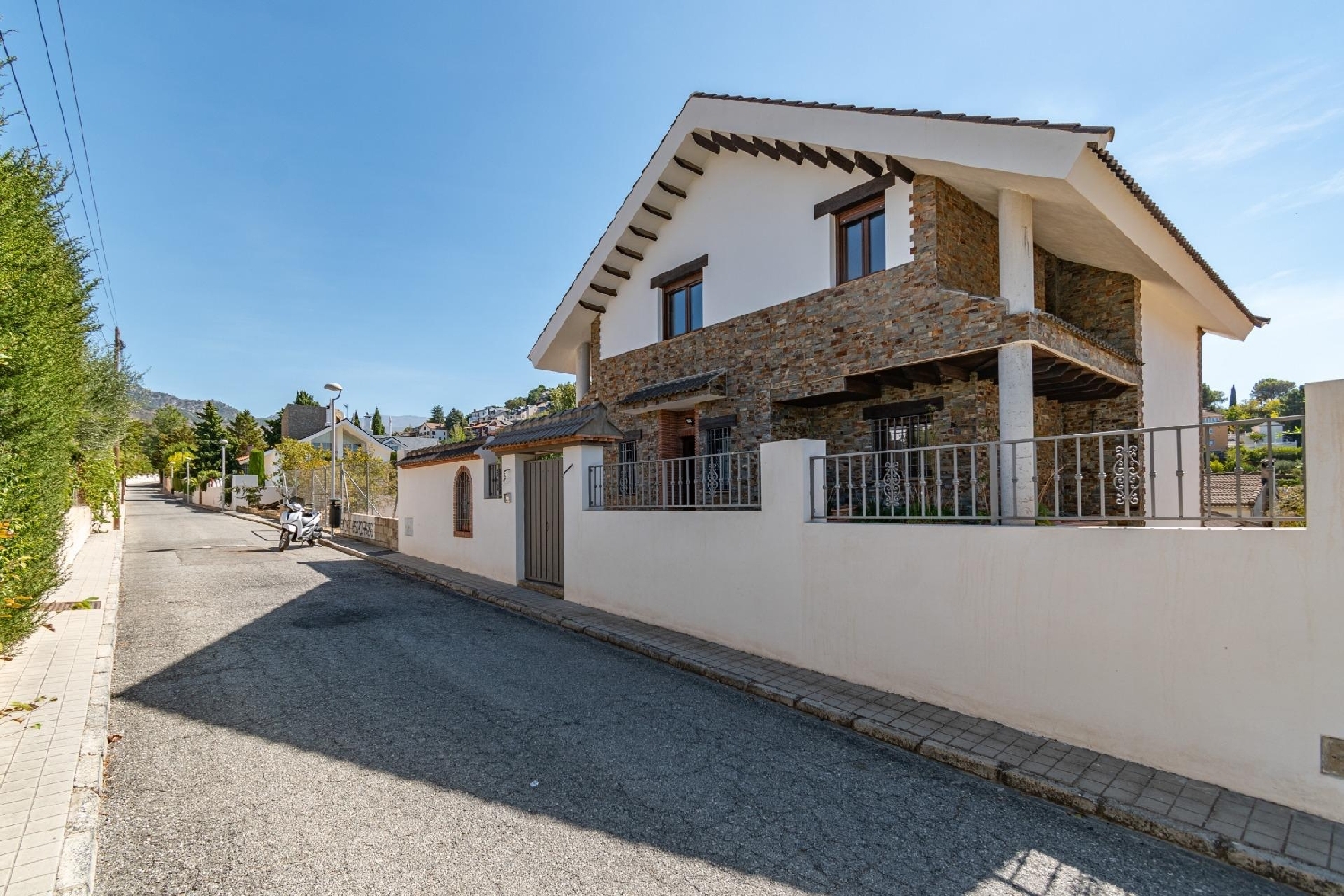  te koop villa La Zubia Vega De Granada 1