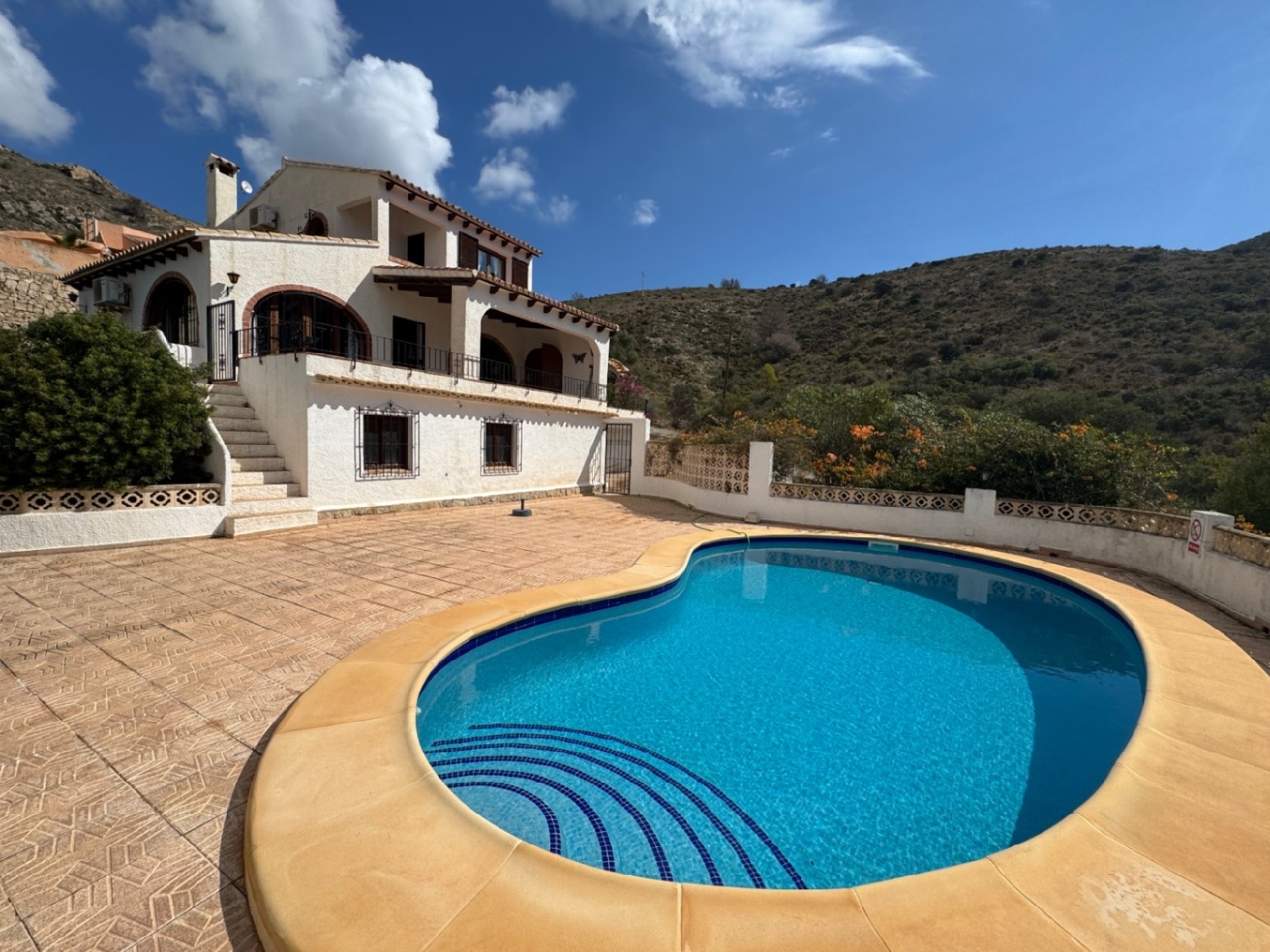  till salu villa Moraira Marina Alta 4