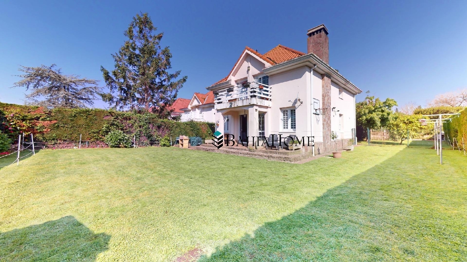 for sale villa Santa Cruz De Bezana Comarca De Santander 2