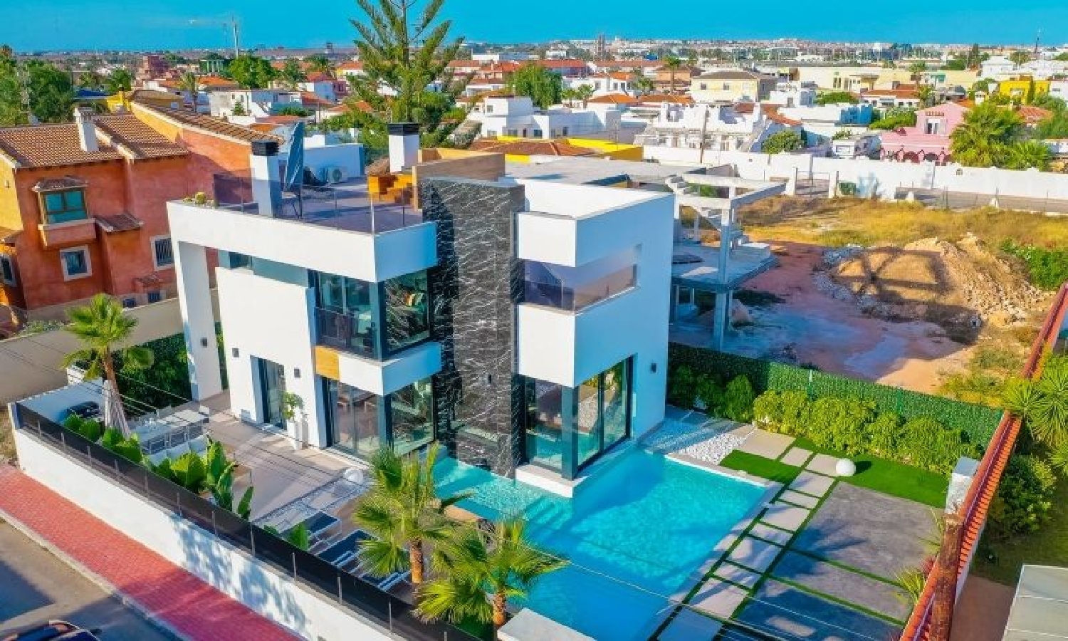  for sale villa Torrevieja Baix Segura 1