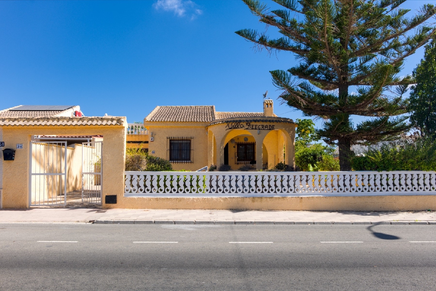 te koop villa Torrevieja Baix Segura 2