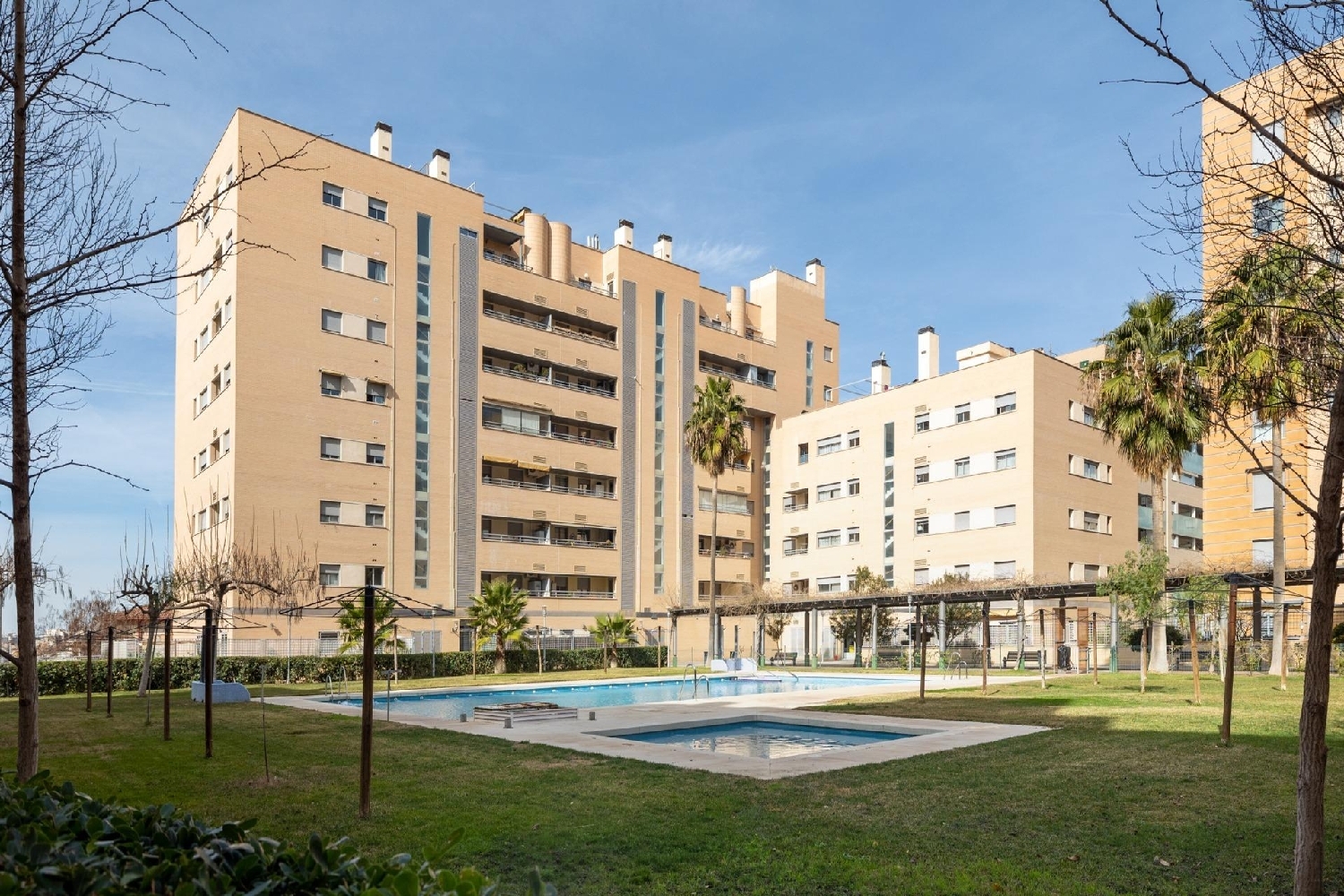 till salu lägenhet Barrio De Granada Alacantí 3