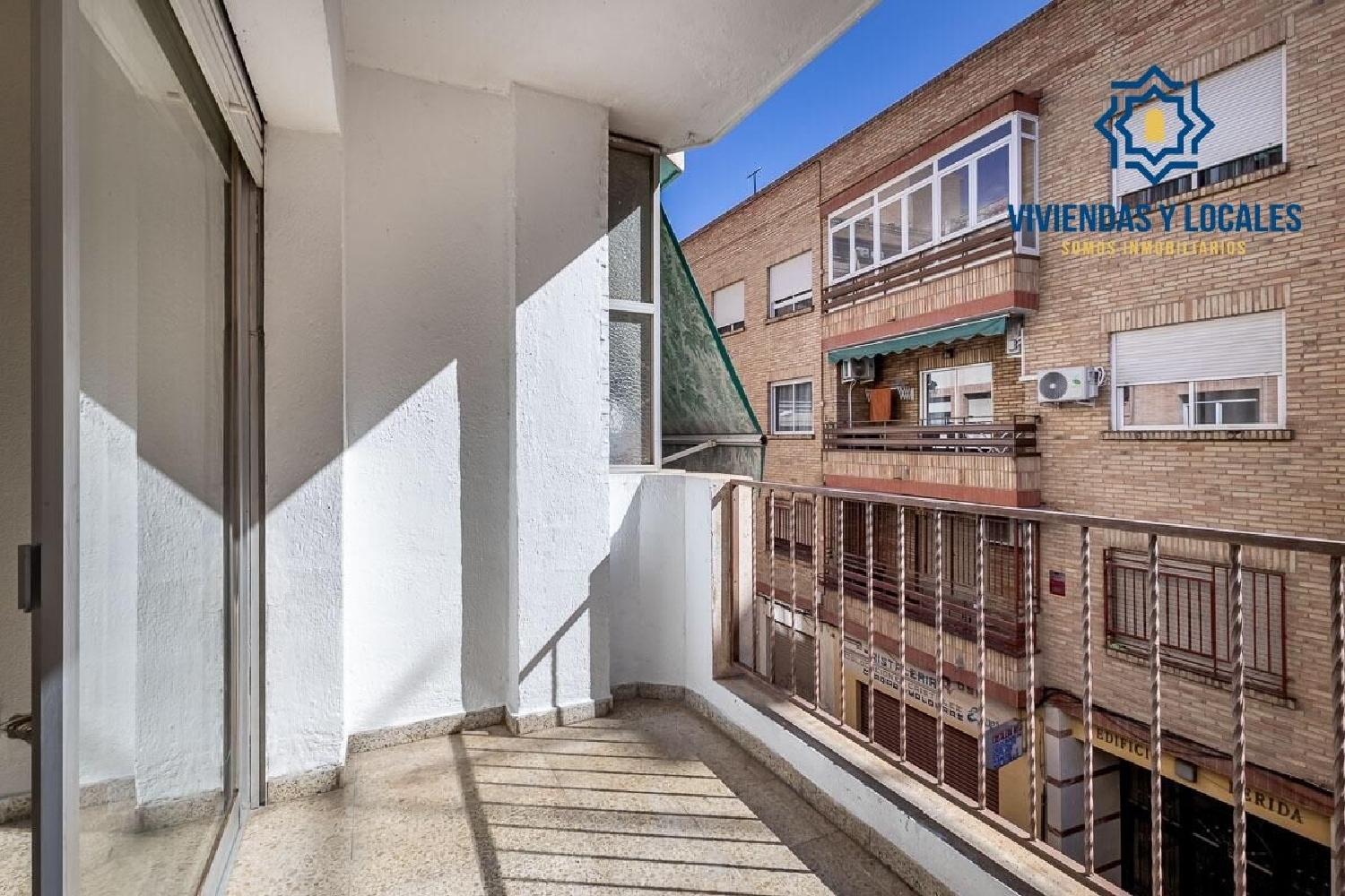 till salu lägenhet Barrio De Granada Alacantí 3