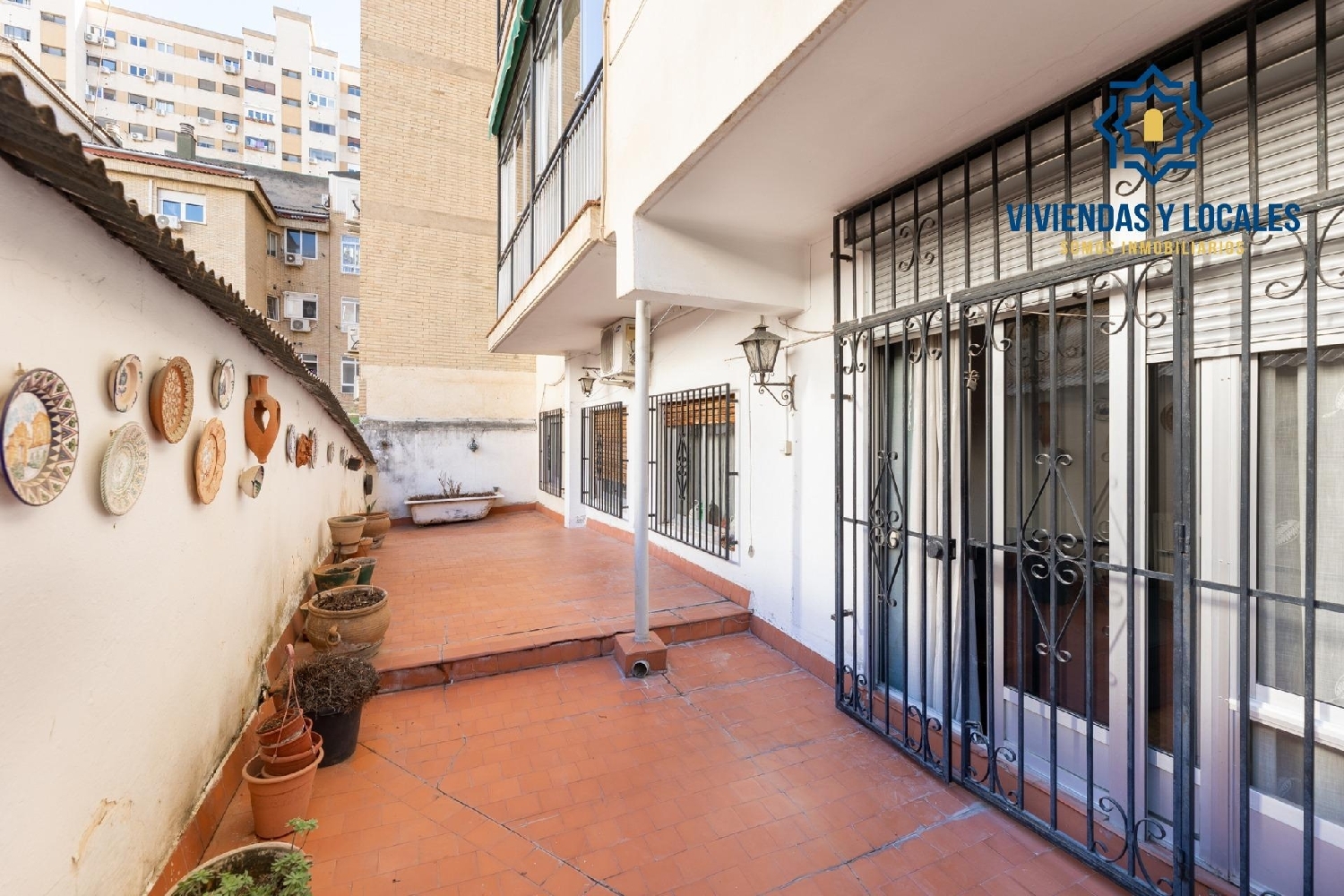 till salu lägenhet Barrio De Granada Alacantí 1