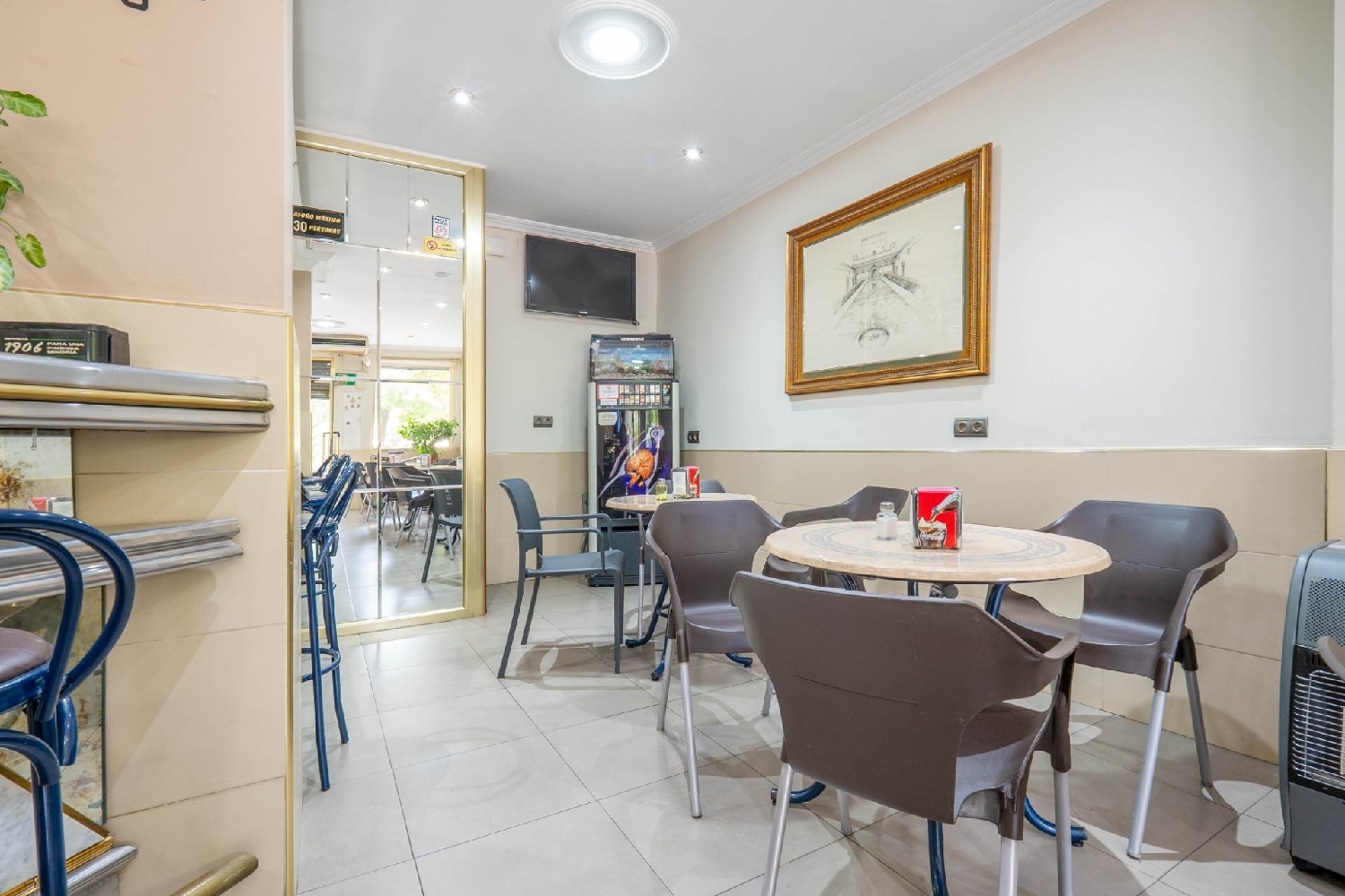 te koop bedrijfsruimte/ kantoor Barrio De Granada Alacantí 3