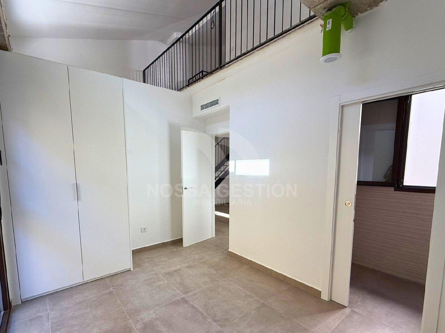 till salu etagevåning Valencia De Las Torres Campiña Sur 2