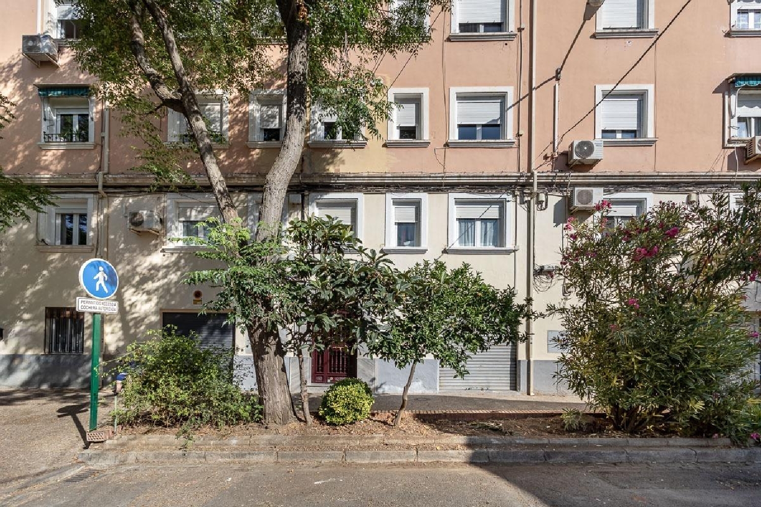 till salu bottenvåning Barrio De Granada Alacantí 1