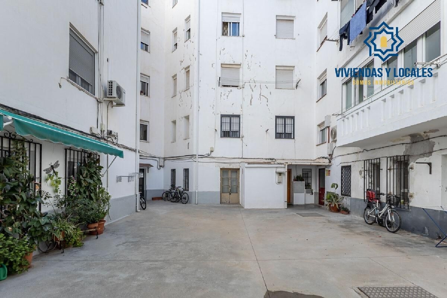 till salu bottenvåning Barrio De Granada Alacantí 2